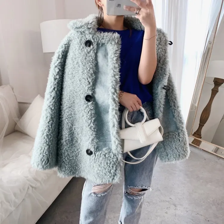 

Free Shipping.2019 Winter warm thick 100% Wool Women jacket.OL fashion young fur coat.quality loose jackets.street new style