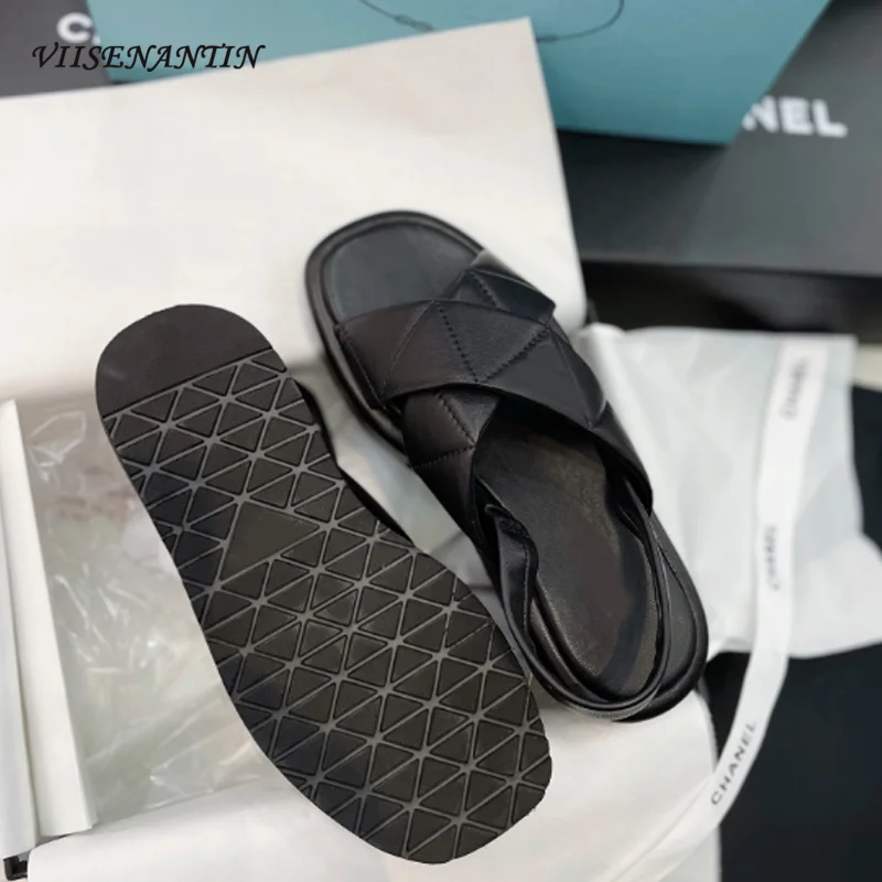 

Sandals female summer 2021 fairy style leather thick-soled cross straps student flat black and white Roman sandals