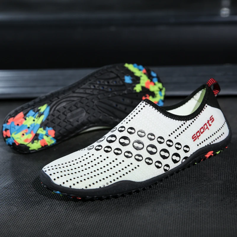 Outdoor Summer Water Shoes For Man Women Non-slip Comfortable Quick Dry Outdoor Climbing Seaside Lightweight Breathable Sneakers