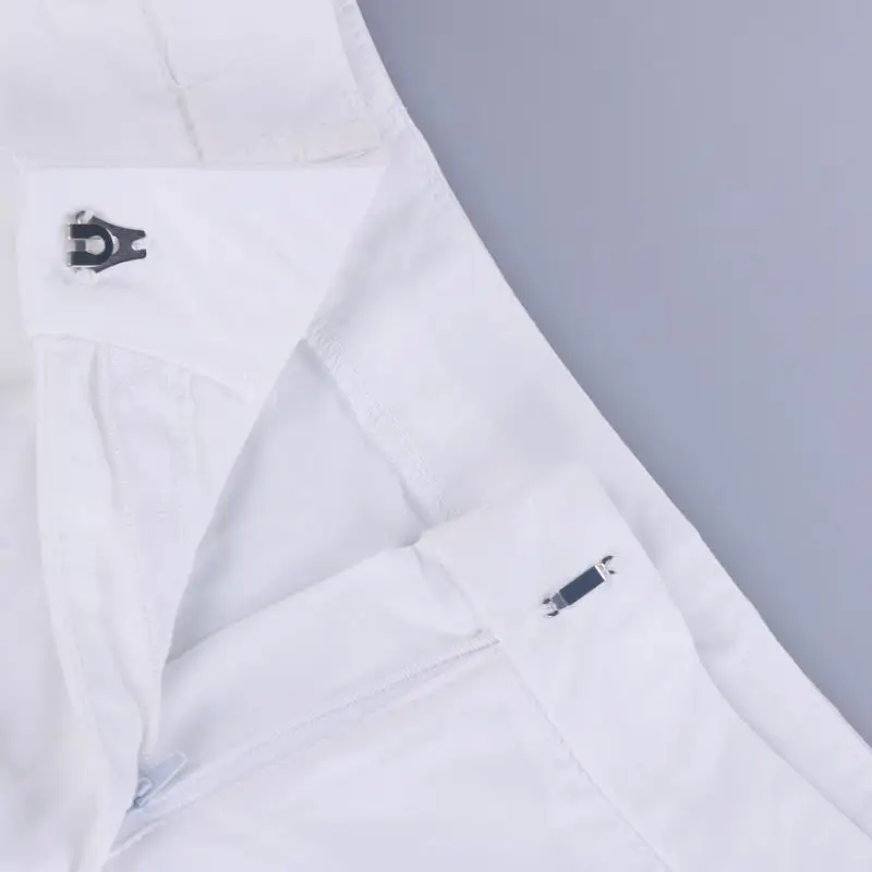 

EleeMee Casual Solid Color Shorts For Women Zipper Pocket White Straight 2021 New Arrival Fashion Concise Shorts Size S-Xl