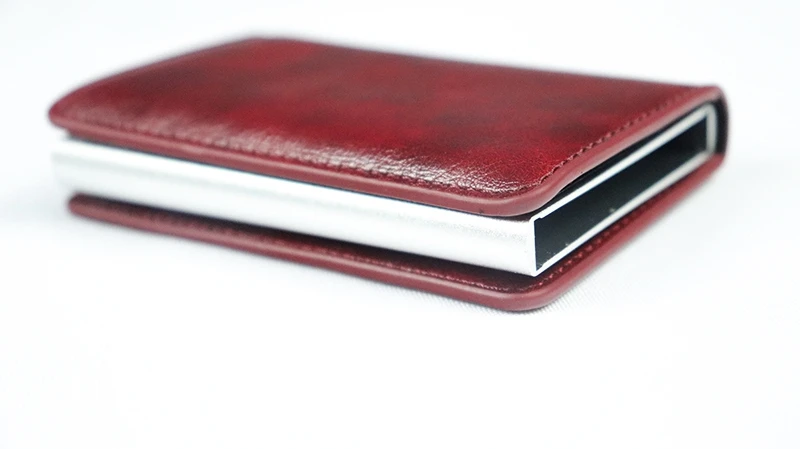 RFID Blocking Credit Card Holder Genuine Leather Men ID Card holder Mini Wallet Vintage Metal Automatic Anti-theft Card Wallet