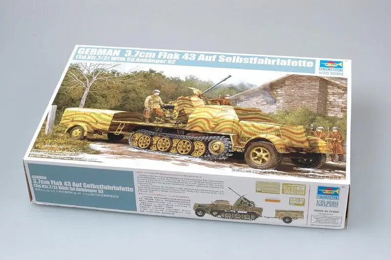 

Trumpeter 01527 1/35 German 3.7cm Flak 43 Sd.Kfz.7/2 Model Kit