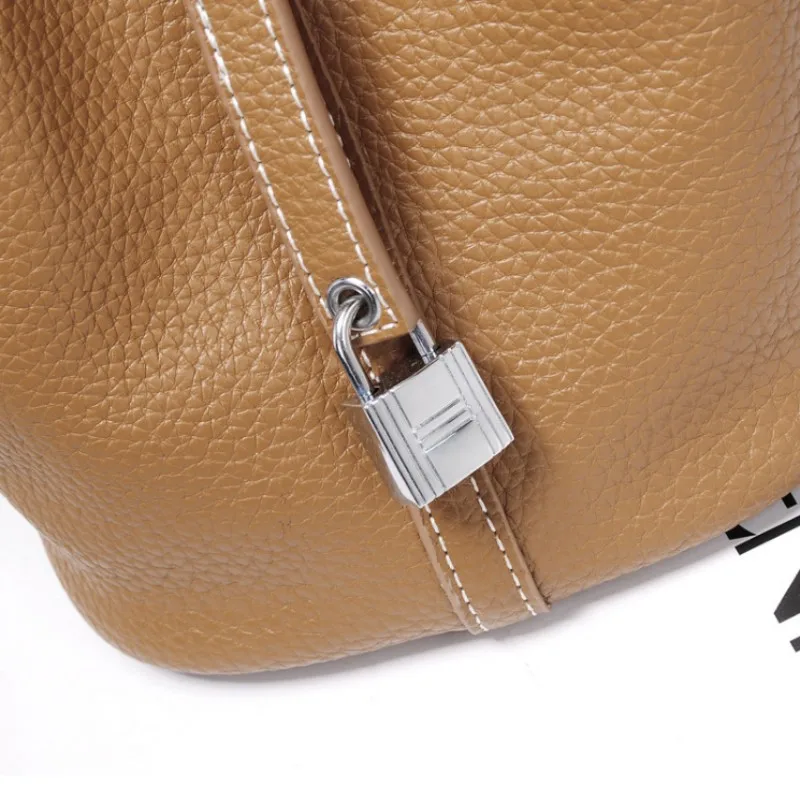 

Brand Fashion Women Solid Colors Bucket Totes Bag Ladies Lock Cow Leather Handbag Small Pouch Female Packing Shopper Basket Bags