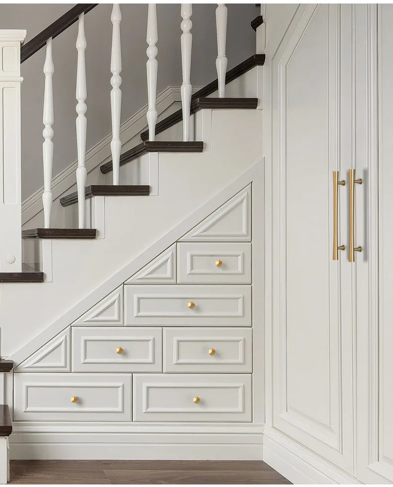 Латунный шкаф с одним отверстием золотым шестигранным в скандинавском стиле из