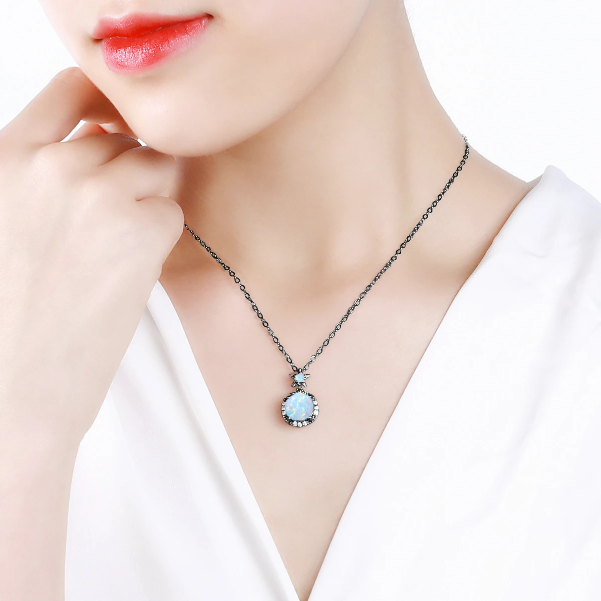

Silver Chakra Black Gold Pendant Necklace For Woman Exquisite White Opal Gemstone Pendant Luxury Jewelry Wedding Engagement Gift