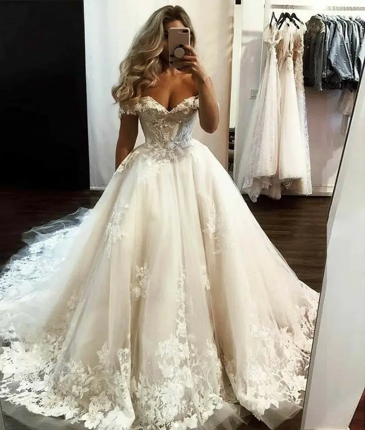 

Elegant A-Line Off Shoulder V-Neck Lace Wedding Dresses Tulle Lace Up Back Sweep Train Bridal Gowns for Women Custom Made