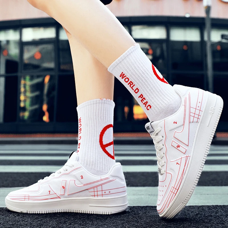 

Spring and summer men's sports shoes thick soles men's shoes flat heels low top Casual shoes breathable shock absorbing Casual s