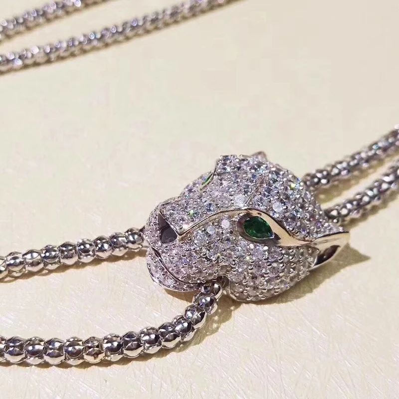 Ожерелье с цепочкой в виде головы леопарда зелеными глазами микро кубический