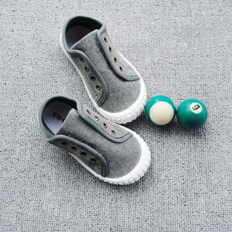 Модная парусиновая дышащая удобная повседневная обувь для мальчиков с мягкой
