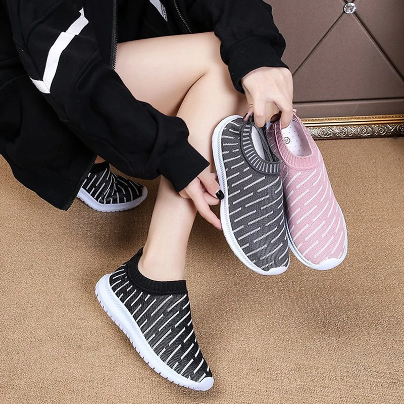 

Размера плюс; Большие размеры 35-43 и выше, Обувь с дышащей сеткой на плоской подошве обувь вязаных носков обуви женские туфли-лодочки на высок...