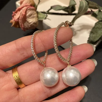 

C-shaped Pearl Pendant Long Earrings Slim Earrings Female Exquisite Elegant High Sense Earrings