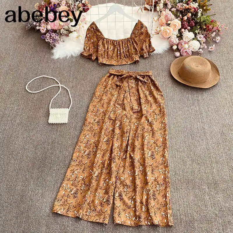 

2021 New Summer square collar ruched slim off waist floral short T-shirt + High Waist Wide Leg casual Pants two piece set