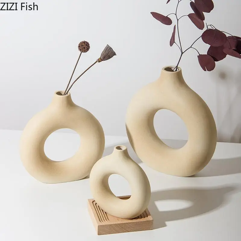 

Donut Ceramic Vase Round Hollow Flower Pots Decorative Flower Arrangement Beige/white Porcelain Vases Nordic Home Decor Modern