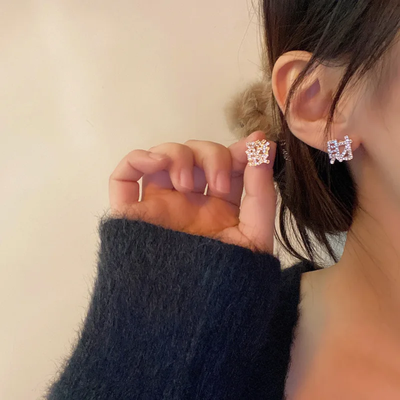 

Creative Fully Cubic Zircon Chinese Earrings Asymmetric Shiny Earings Studs