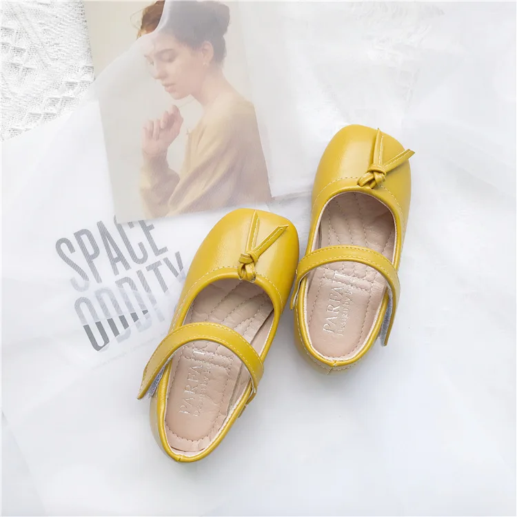 Soft bottom square head shoes for girls kids princess shoes spring and autumn Korean children bean shoes baby casual shoes - Color: yellow