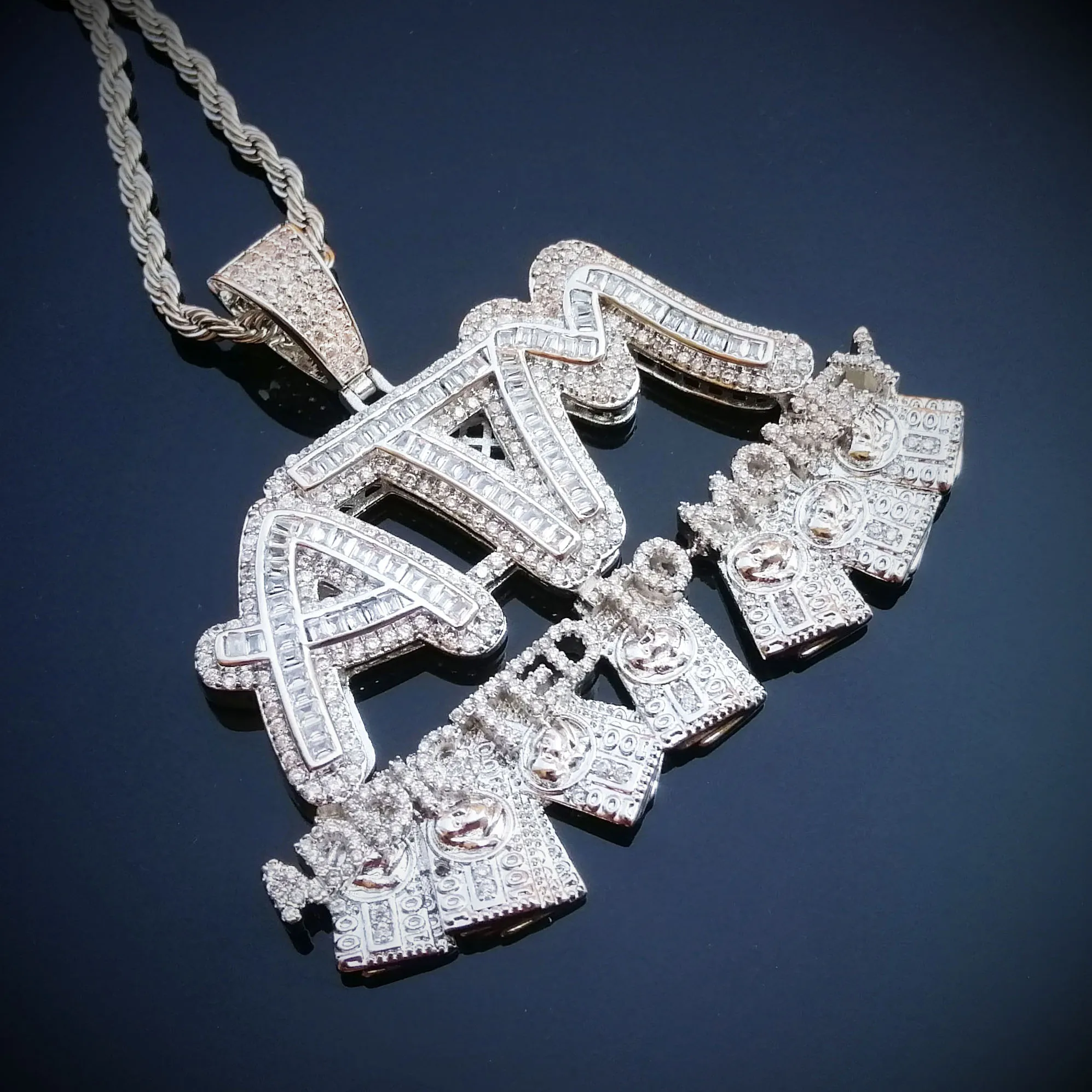 Iced Out буквы ATM увлекается денежный кулон ожерелья 2 цвета AAA Циркон мужские хип хоп Ювелирные изделия Подарки