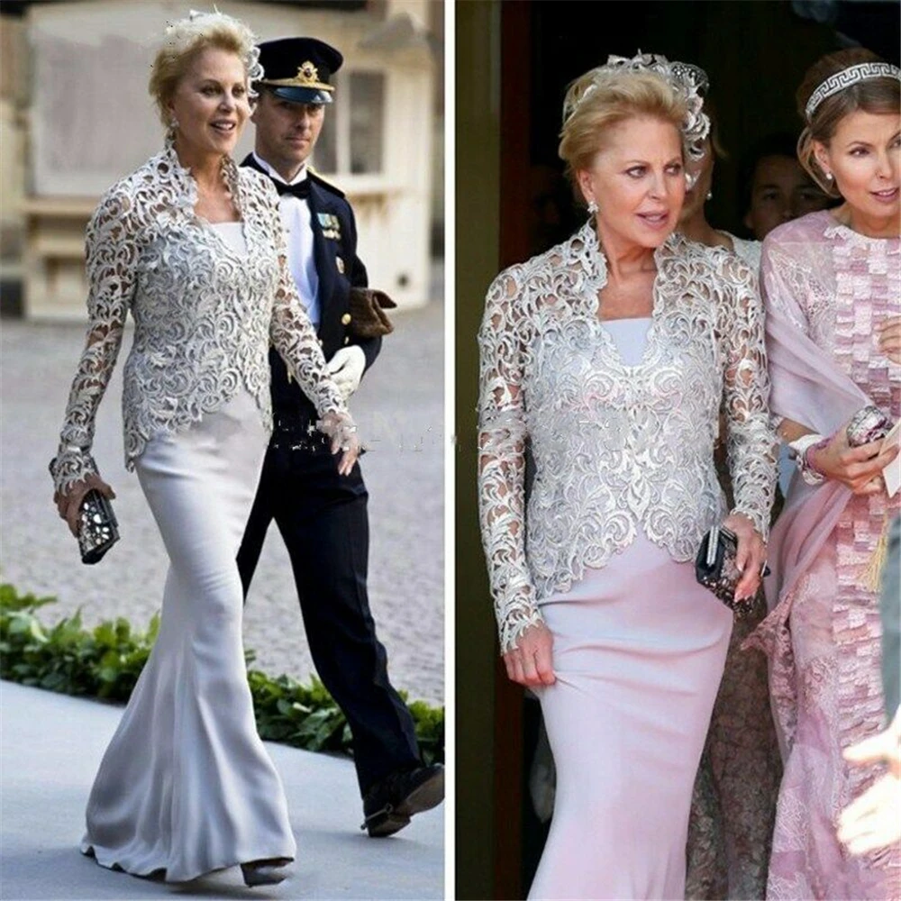 Шифоновое платье для матери невесты голубое футляр большого размера с бисером