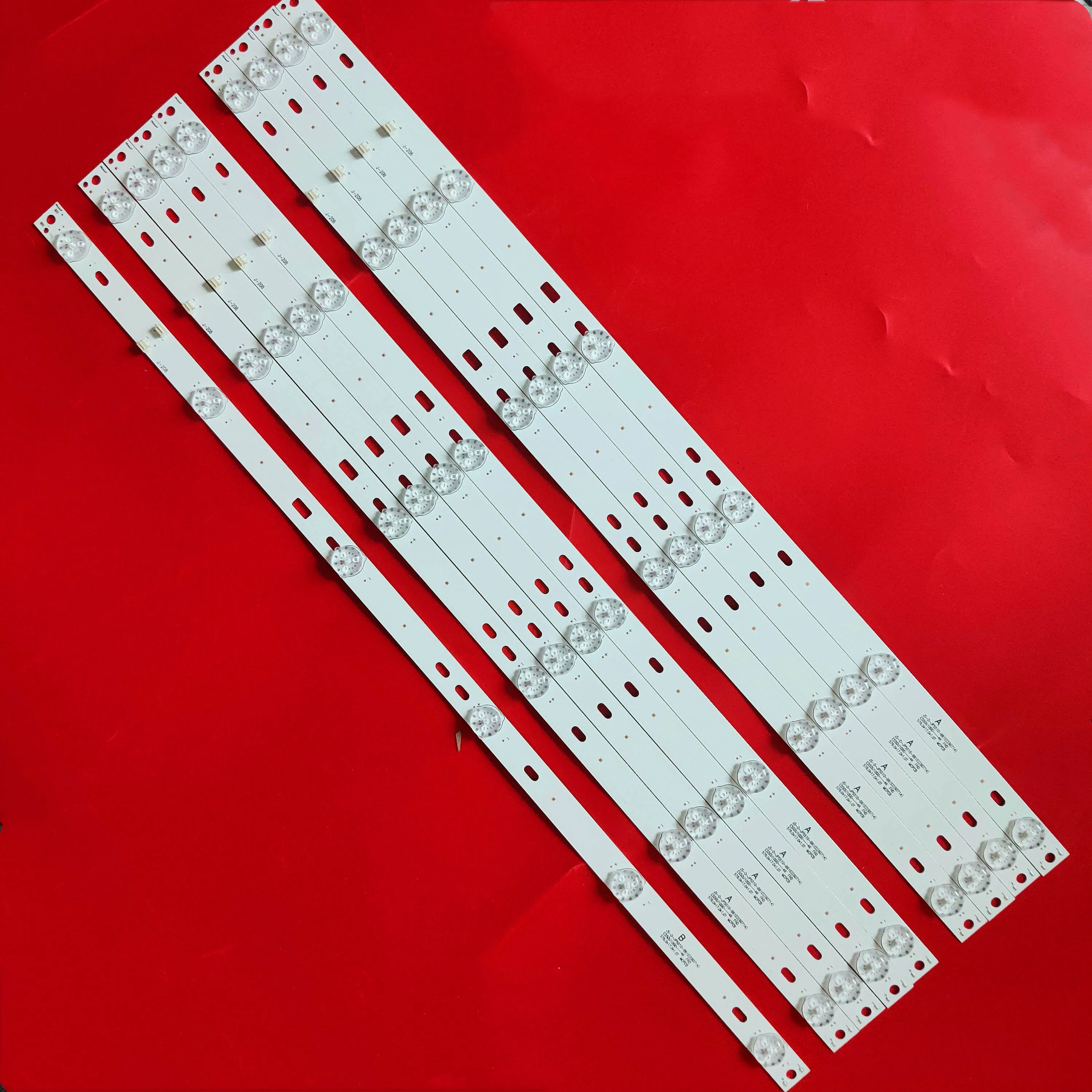 

LED Backlight strip 6 LED JS-D-JP5510-B61EC E55DU1000