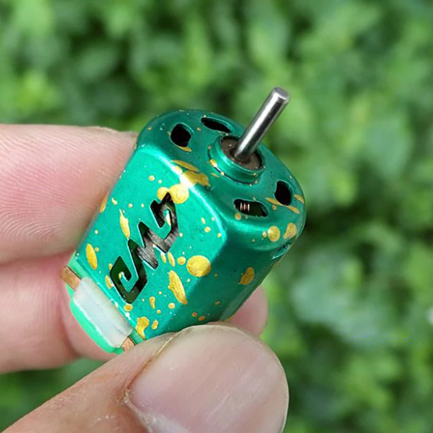 DIY четырёхколёсный вагончик с привод мощный магнитный двигатель микро мотор