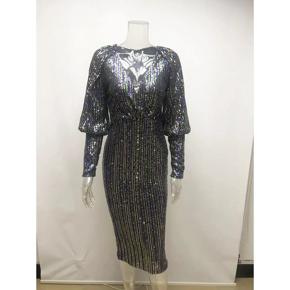 Женское платье средней длины классическое в африканском стиле расшитое