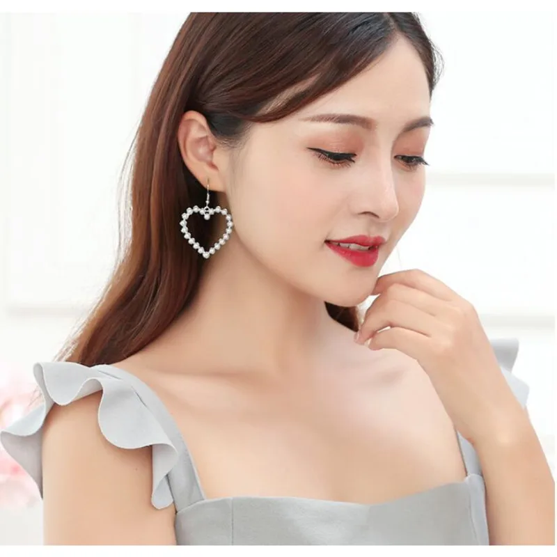 

Fashion Pearl Earrings for Women Big Circle Hoop Drop Earrings Korean Statement Heart Earrings 2021 Trend Jewelry