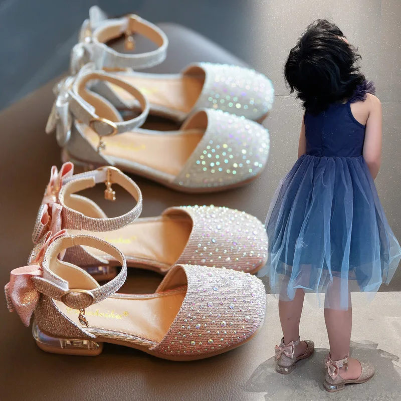 

Princess Girls Leather Shoes Kids Half Sandals Ankle Strap Back Bow-knot Rhinestone Glitter Children Dress Shoes High Heels Cute
