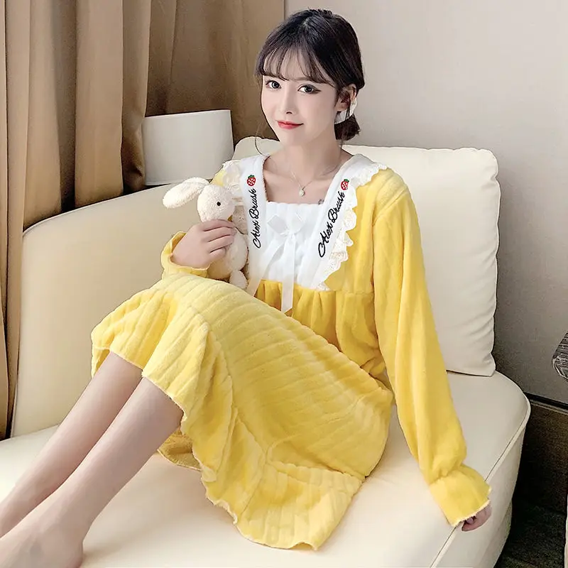 Winter Nightdress Women's Coral Velvet Solid Color Lovely Kawaii Sweet Home Service Thickened Princess Style  Women Nightgown