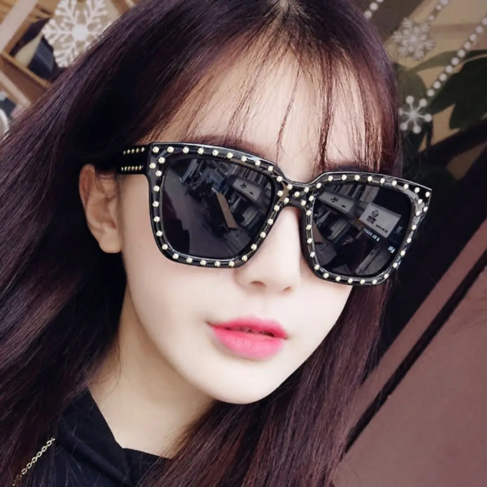 

WOENFEL Rhinestone Sunglasses Women Vintage Retro Luxury Brand Sun Glasses Fashion Men Designer Square Big Frame Travel Eyewear