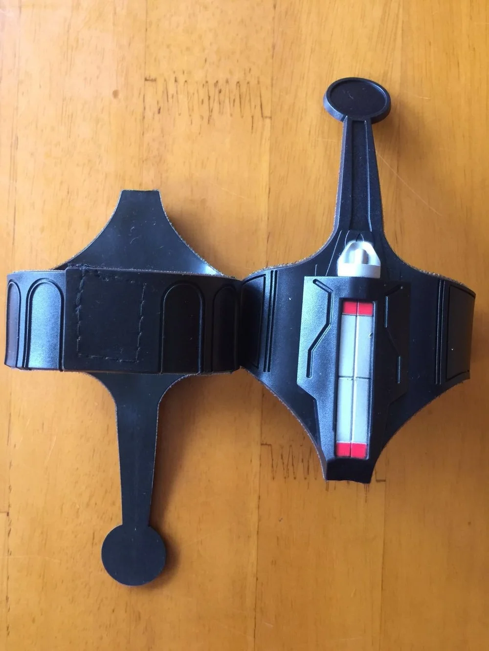 Хэллоуин новые игрушки пластиковая перчатка для косплея пусковое устройство