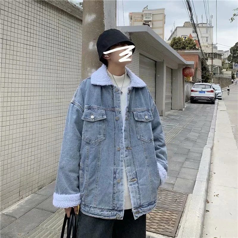 Winter Thick Denim Jacket Men Warm Fashion Casual Lamb Fur Jacket Men Streetwear Loose Blue Black Denim Coat Mens Outwear M-2XL