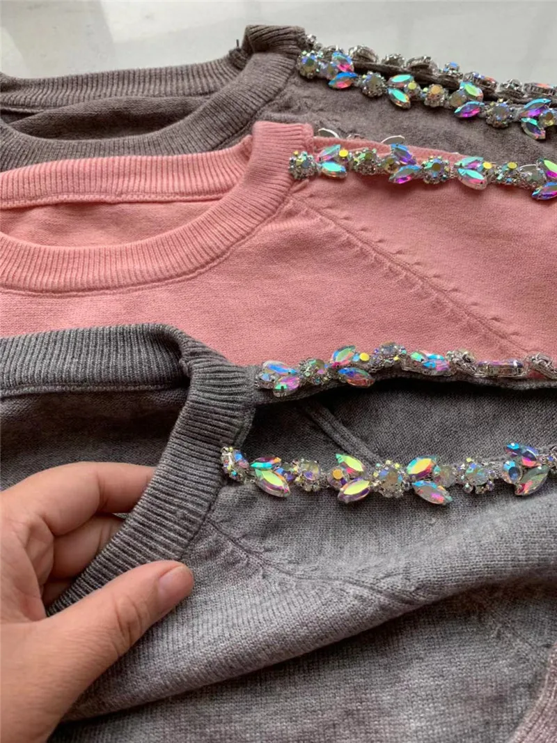 Женский трикотажный брючный костюм однотонный комплект из двух предметов топ с