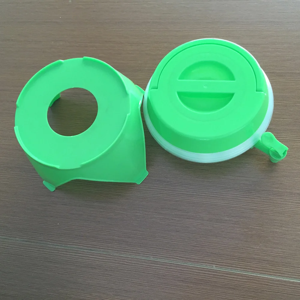 

5.5L Collapsible Folding Car Travel Beer Water Dispenser Compressed Kettle Water Container With Tap for Camping (Green)