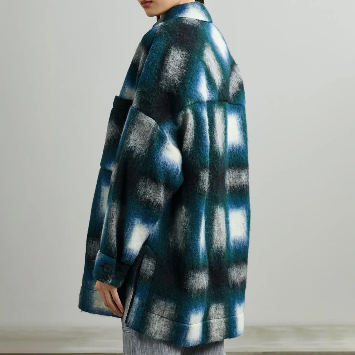 

2021 Winter New Fashion Women Woolen Plaid Long Coat Turn-Down Collar Button Pockets Female Jacket Blue Classic Loose Overcoat