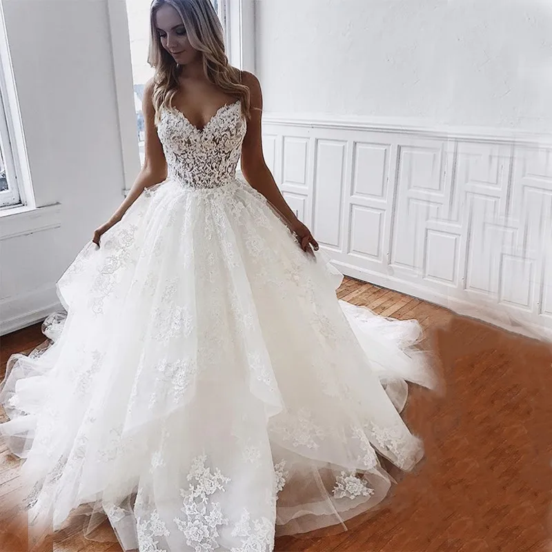 

Custom Made White Ivory Bridal Gowns V Neck Ball Gowns Wedding Dresses Lace Appliques Spaghetti Straps Vestido De Novia 2022