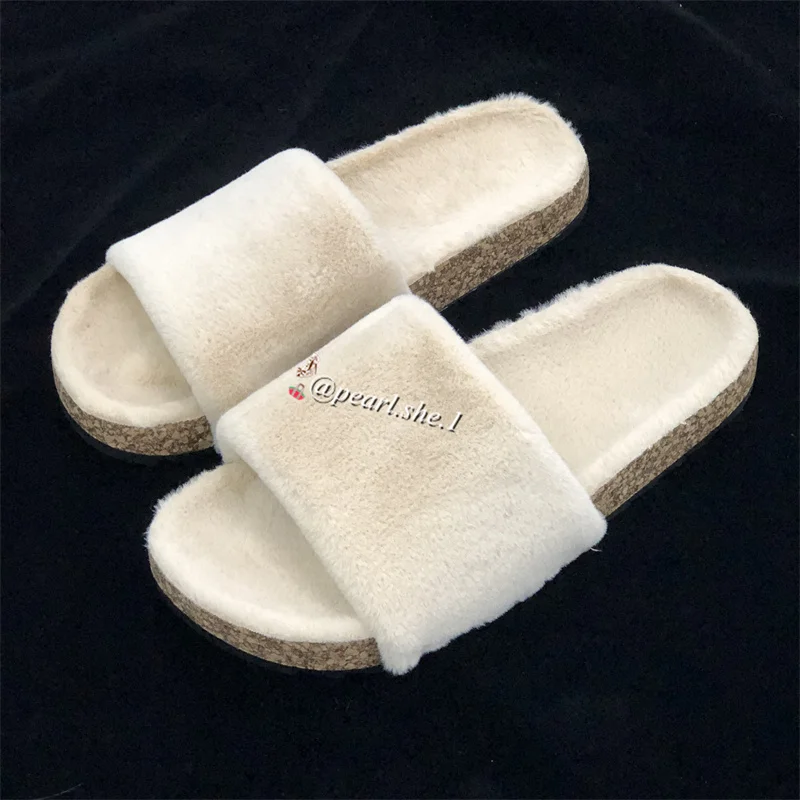

2021 New Women Warmth slippers Women shoes Outside shoes designer slippers women famous brands Comfortable Faux Fox fur Winter