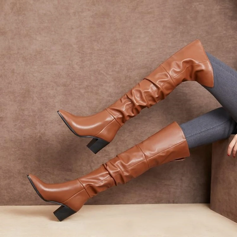 2019 верблюжьи мешковатые длинные сапоги на массивном каблуке с острым носком