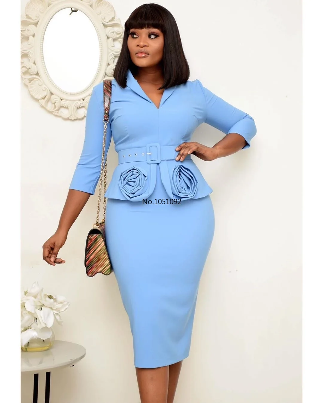 Элегантное женское платье до колена с v образным вырезом и длинным рукавом в