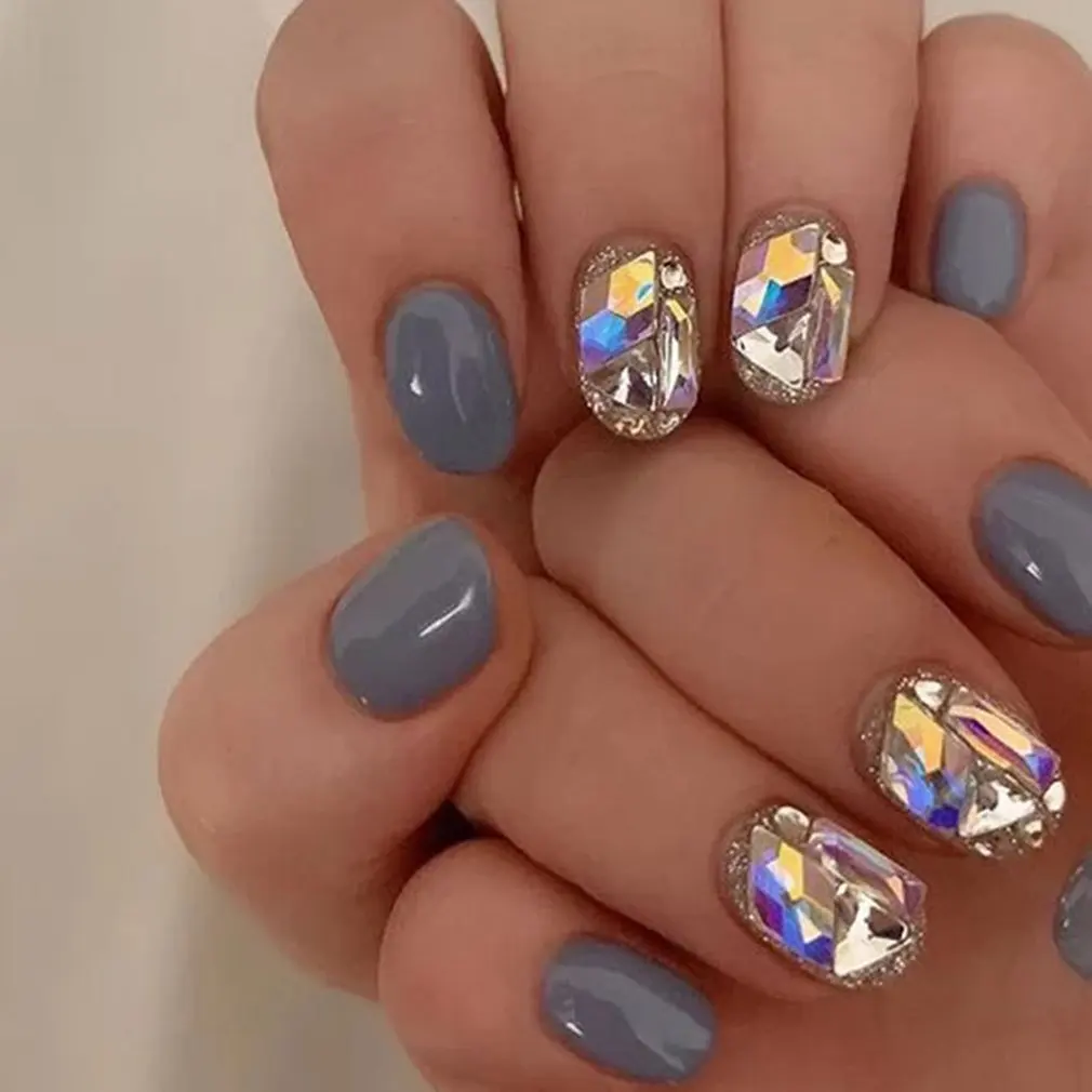 

Nail Accessories 21 Grid Set For Nail Art Supplies And Clear Crystal Rhinestones Easy To Stick Dazzling Nail Art