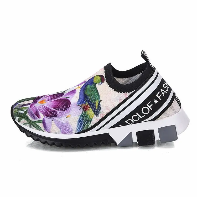 Женские кроссовки на вулканизированной подошве дышащие эластичные разных