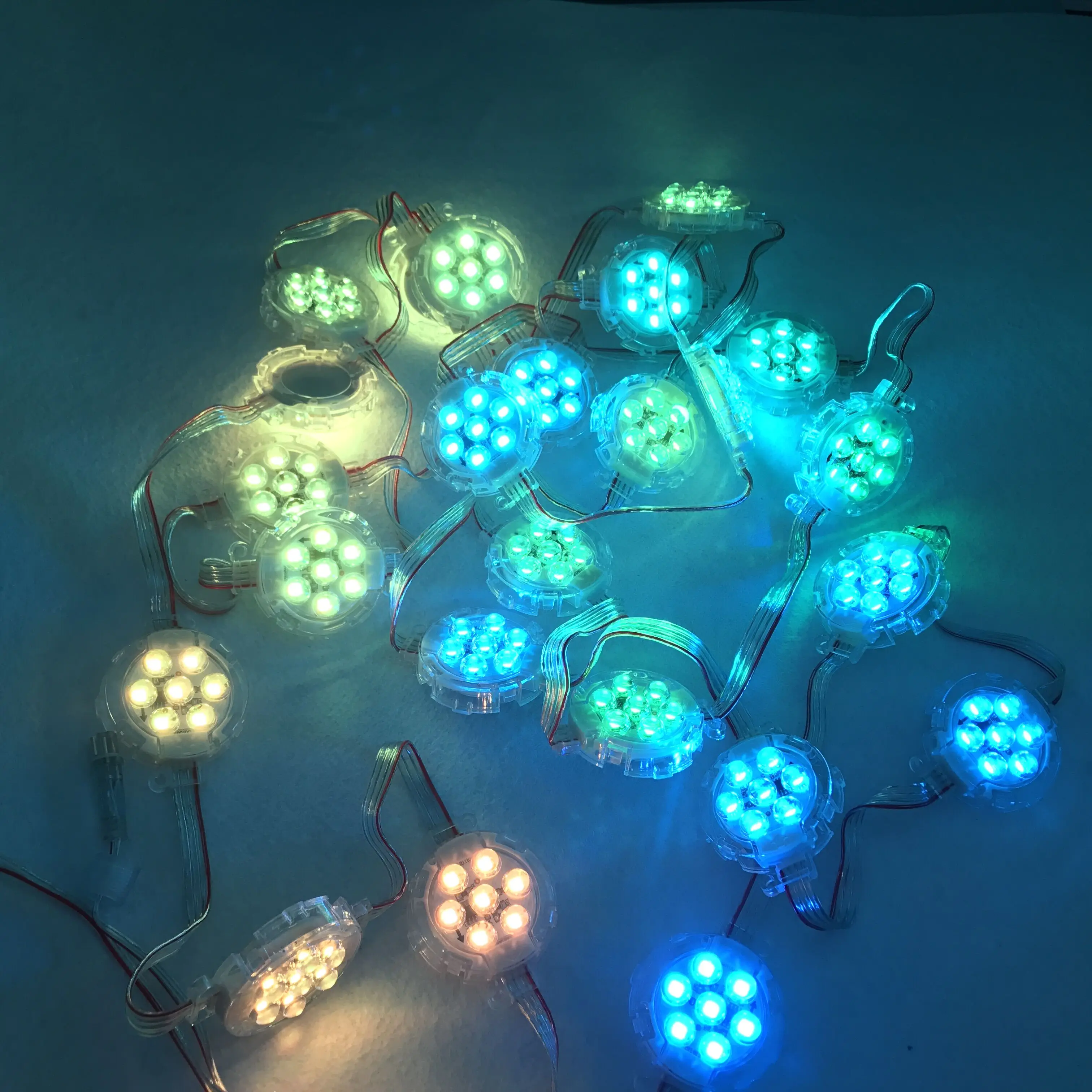 28 шт./струна диаметром 50 мм 24 В постоянного тока Адресуемая С детской линией