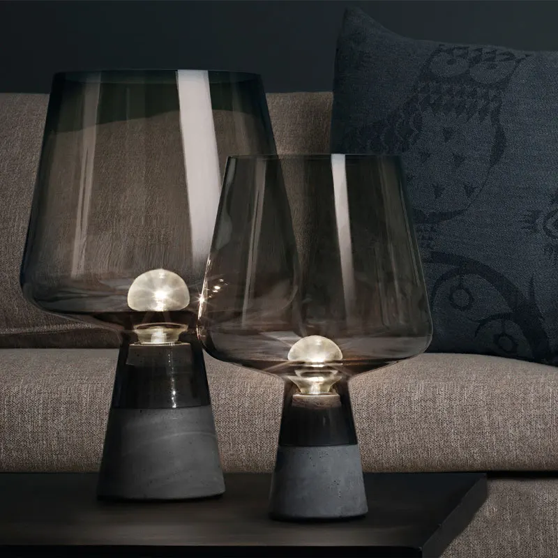 Прикроватная лампа в скандинавском стиле модель комнаты креативный