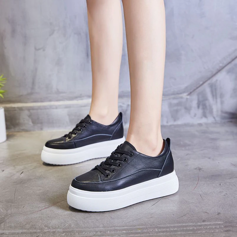 Белые туфли на платформе Женская спортивная обувь из натуральной кожи шнуровке