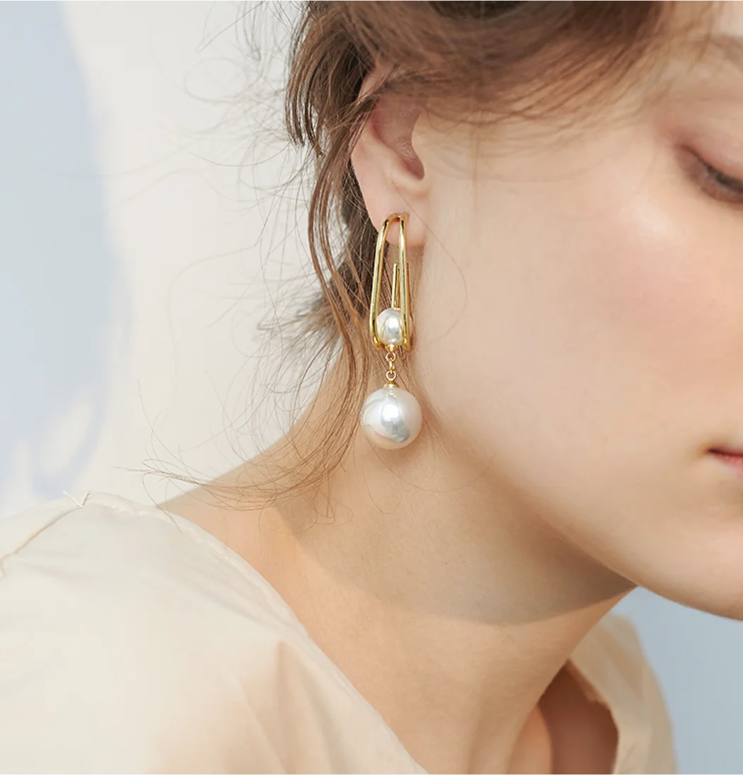 

2023 trend 925 Silver Needle Artificial Pearl Korean Style Simple Stud Earrings for women Fashion Jewelry