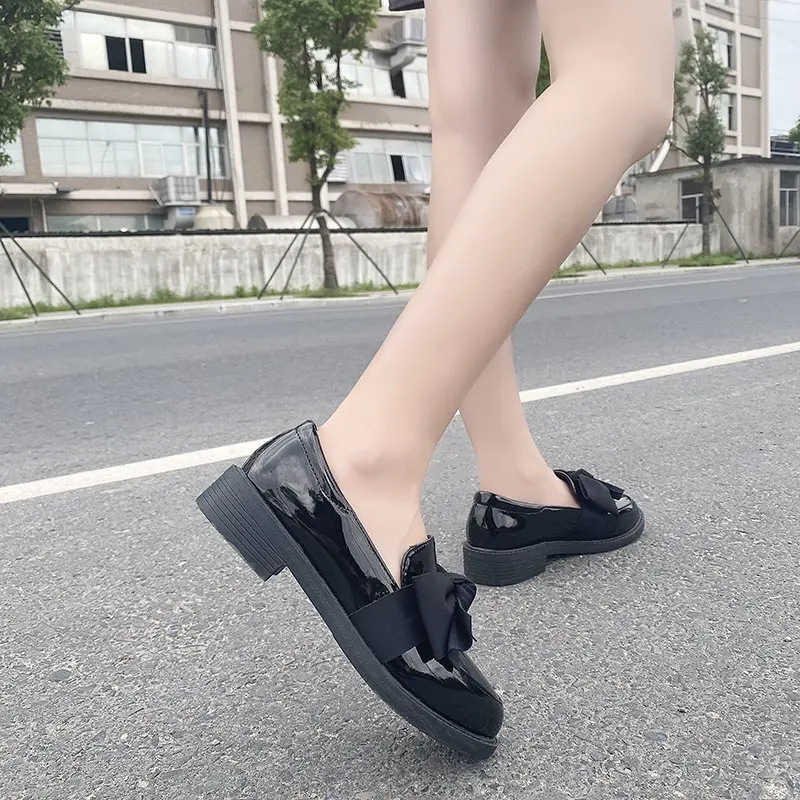 

Solid Black Shoes Woman 2020 Autumn Oxford Shoes For Women New Round Toe Bow Knot Slip on Thick Heels Leather Casual Shoes