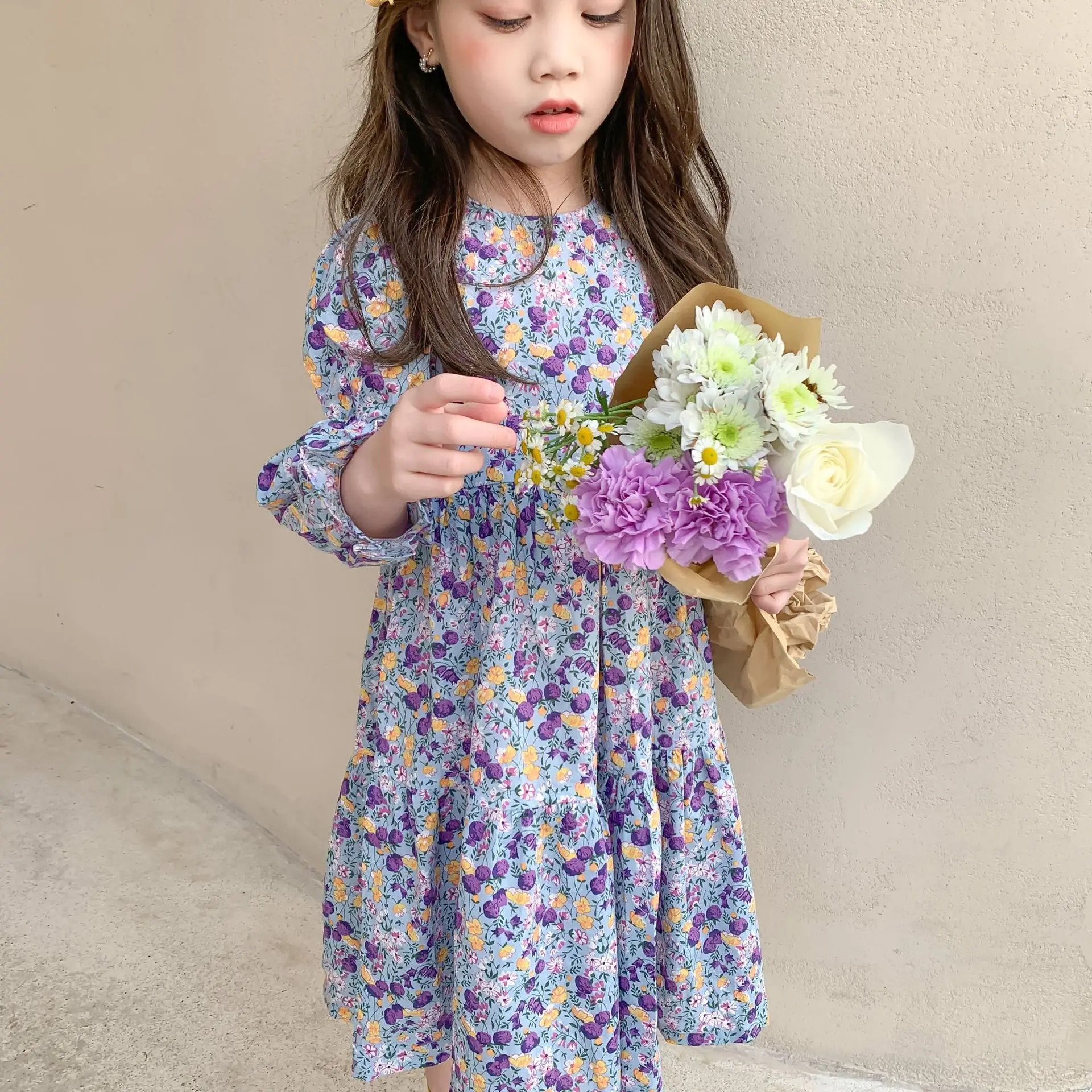 

2021 Весенняя Новинка для маленьких девочек с цветочным рисунком для ребенка, который только начинает ходить детское платье в Корейском стил...