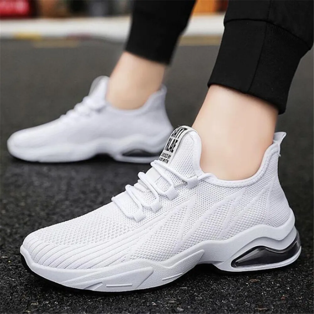 

New men's sports running shoes casual mesh breathable air cushion white shoes men sneakers platform shoes mens gym shoes