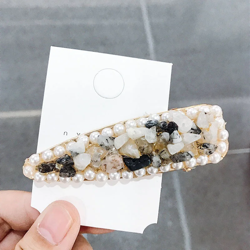 

ALTOBEFUN Women Court Retro Baroque Hair Clips Female Crystal Stones High-grade Transparent Jelly Summer Duck Clips TC056