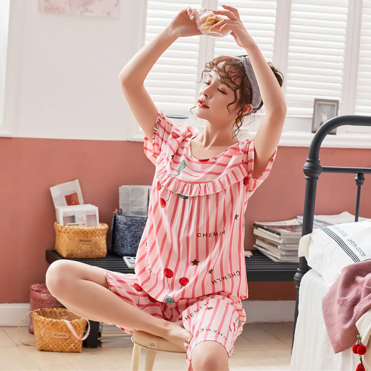 

Pajamas cotton silk short-sleeved Knee Length kawaii clothes cherry flamingo stripes student thin lounge wear pajama set women