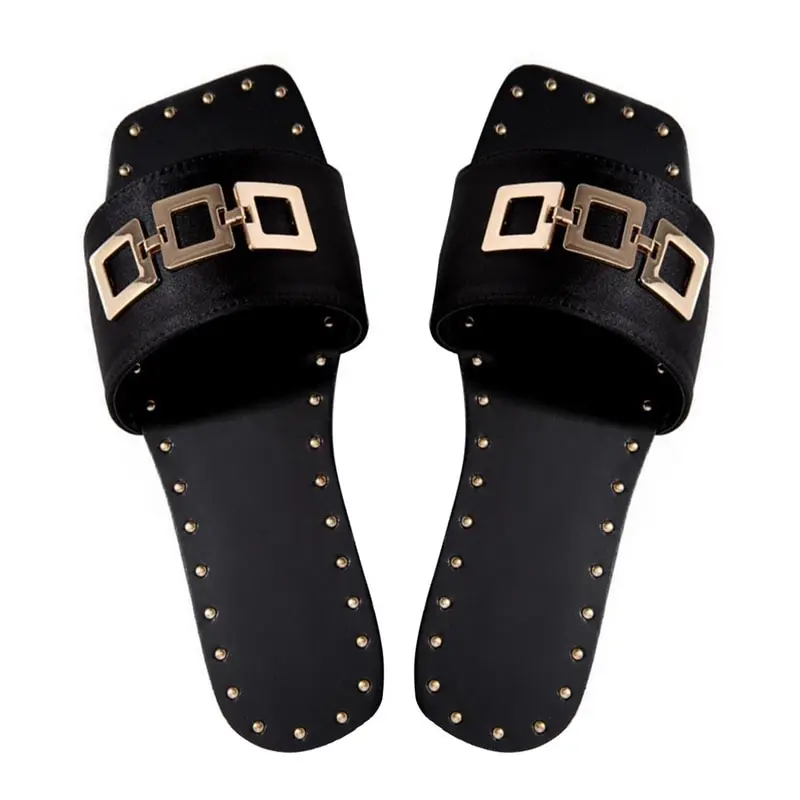 

Fashion sexy rivet metal slippers sheet flat outdoor female slippers 2021 summer leopard print plus size Women beach slippers