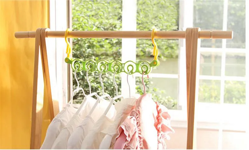 

Coats Hanger Saving Space Hanger Rack Cloth Hanger with Hook Closet Organizer Home Tool Storage Holder